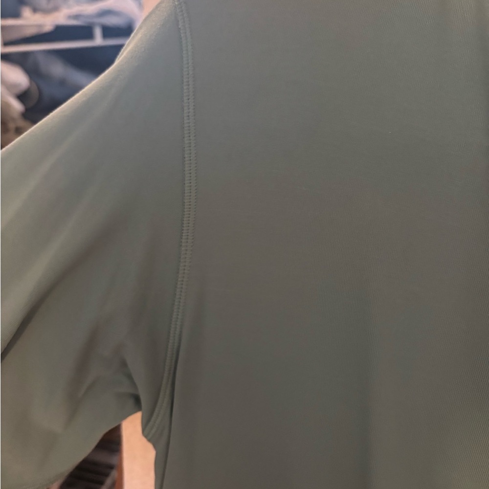 Lululemon Ready to Rulu Pullover in the color Green Twill - Picture 5 of 8